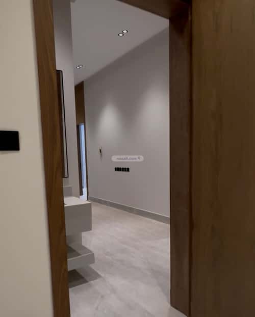 5 bedroom floor in Al Hazm 2