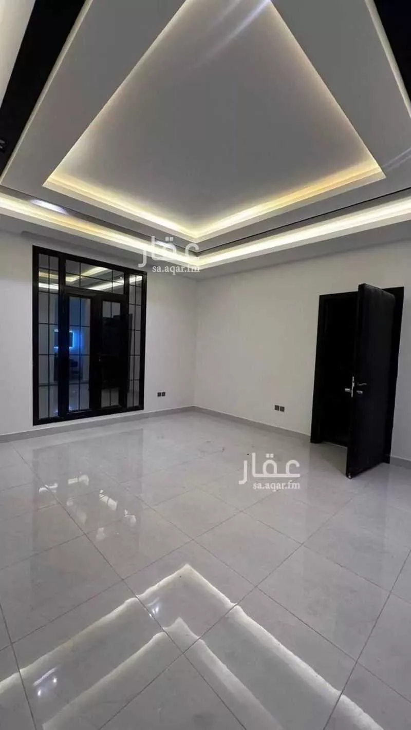 3 bedroom apartment in Al Aridh 7