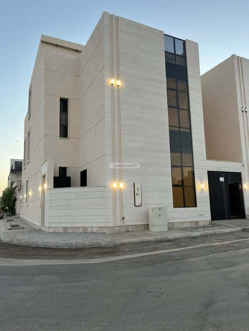 5 bedroom villa in Al Mahdiyyah 5