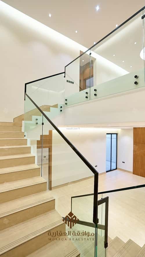 5 bedroom villa in Al Mahdiyyah 2