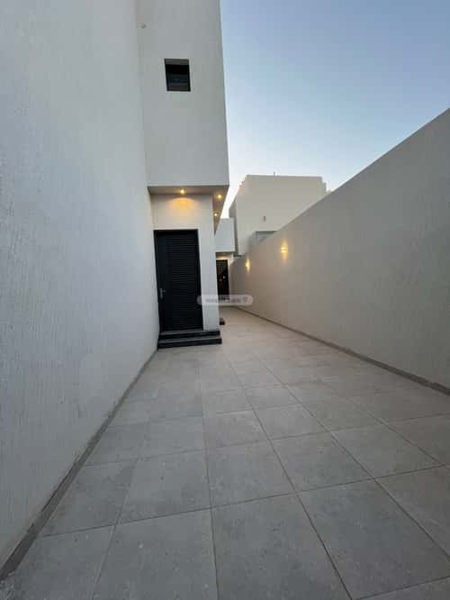 6 bedroom villa in Al Mahdiyyah 4