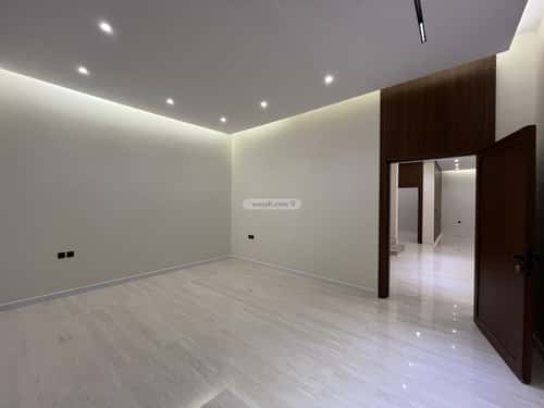 4 bedroom villa in Al Mahdiyyah 2