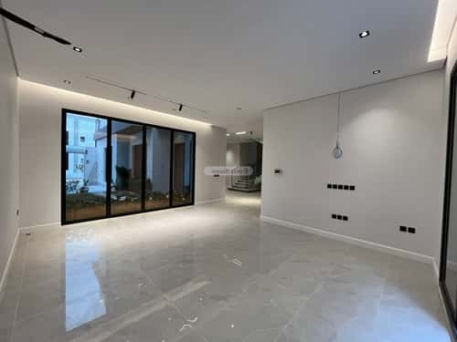 5 bedroom villa in Al Mahdiyyah 3