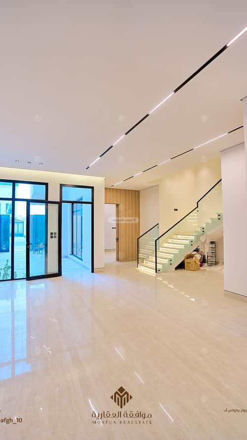 5 bedroom villa in Al Mahdiyyah 3