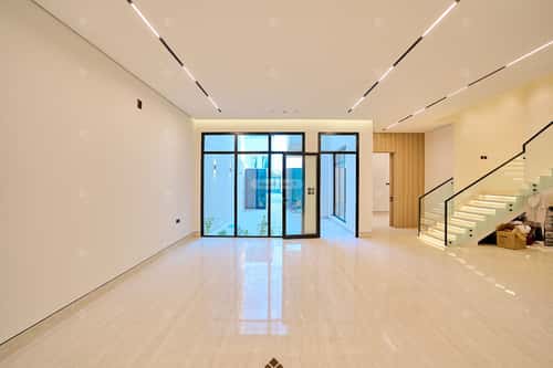 5 bedroom villa in Al Mahdiyyah 5