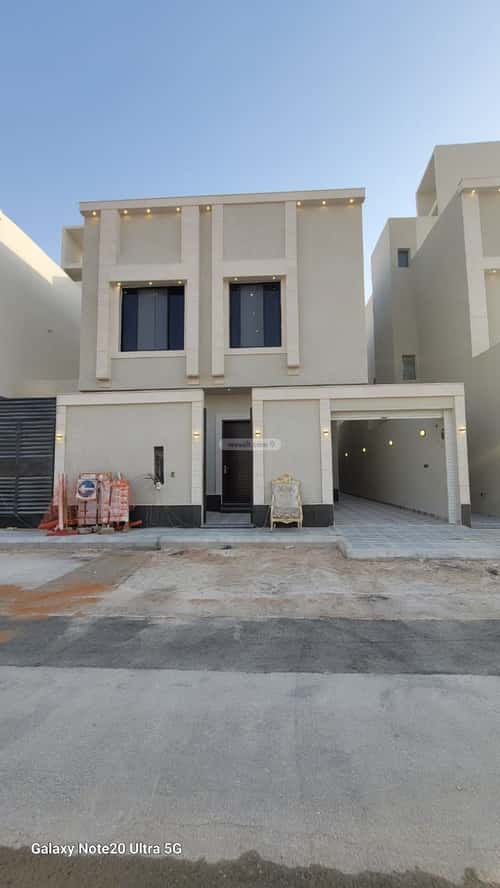 7 bedroom villa in Al Janadriyah 5