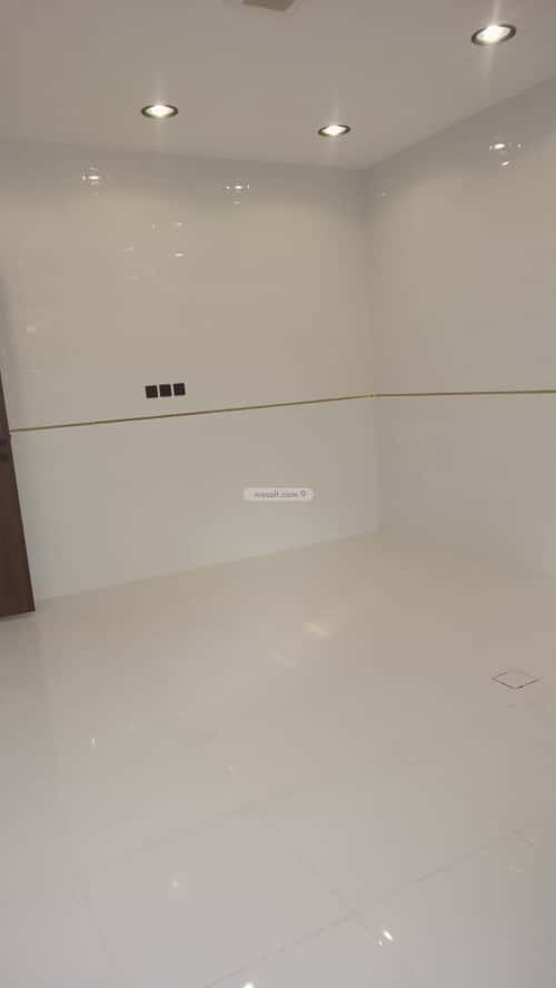 7 bedroom villa in Dhahrat Laban 14
