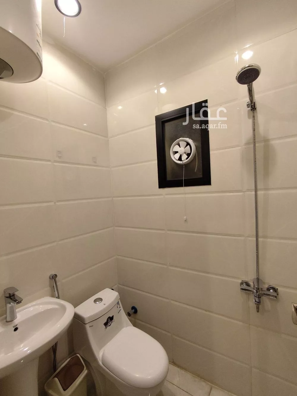 1 bedroom apartment in Al Falah 8