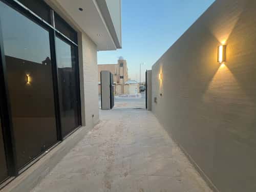 6 bedroom villa in King Faisal 3