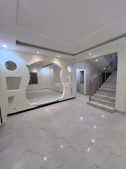 5 bedroom villa in Al Mahdiyyah 2