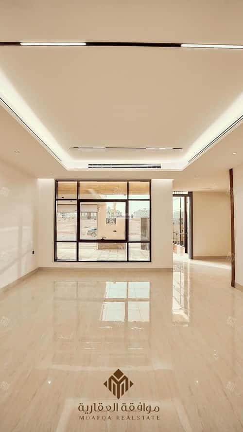 6 bedroom villa in Al Mahdiyyah 3