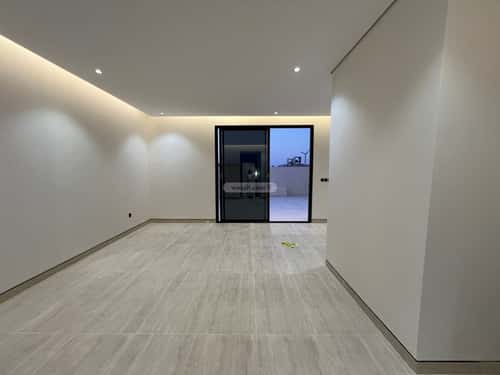 5 bedroom villa in Al Mahdiyyah 4