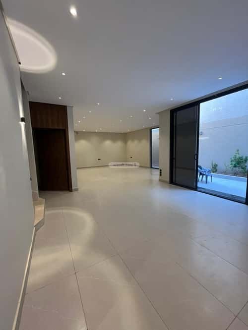 5 bedroom villa in Al Mahdiyyah 14