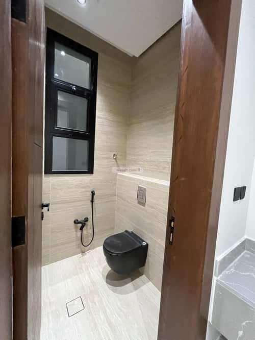 5 bedroom villa in Al Mahdiyyah 1