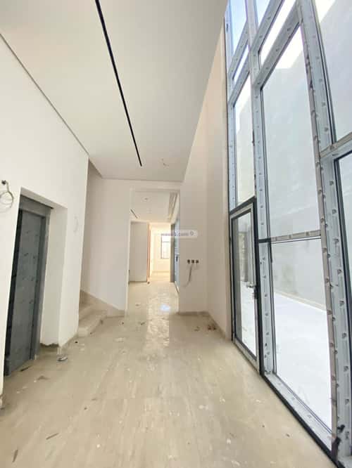 6 bedroom villa in Al Mahdiyyah 3