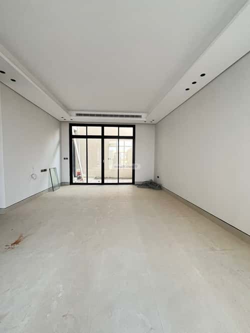 6 bedroom villa in Al Mahdiyyah 10