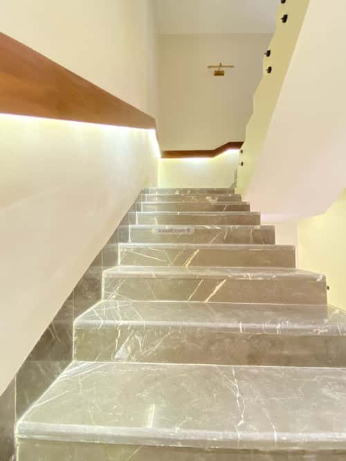 6 bedroom villa in Al Mahdiyyah 5