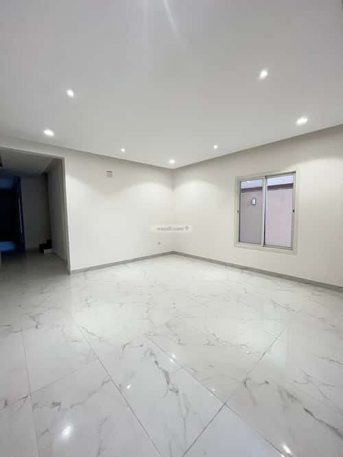 6 bedroom villa in Al Mahdiyyah 2