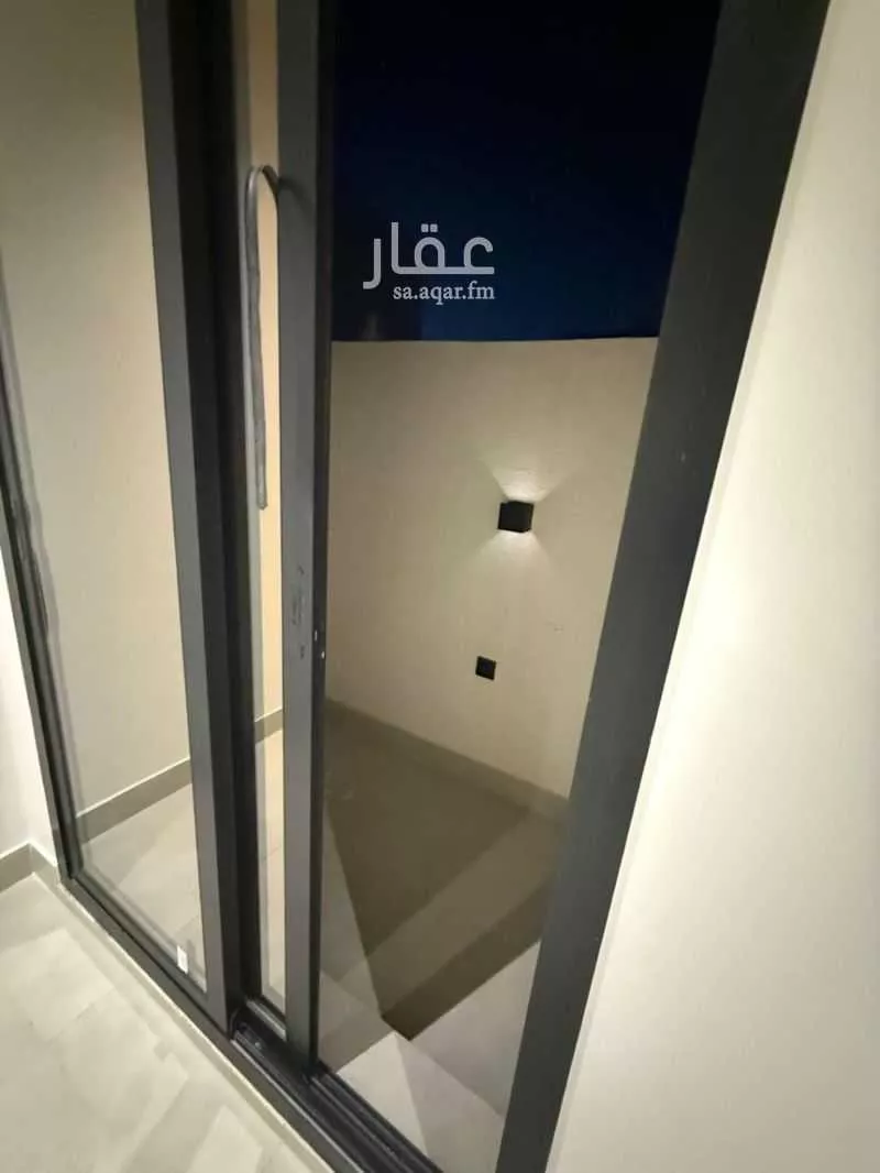 3 bedroom floor in Al Aridh 7
