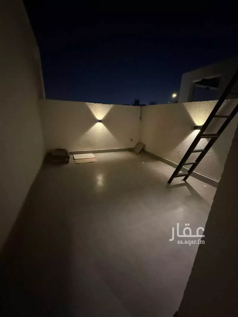 3 bedroom floor in Al Aridh 8