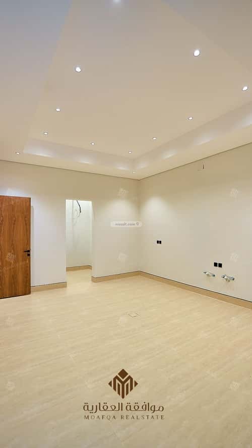 5 bedroom villa in Al Mahdiyyah 1