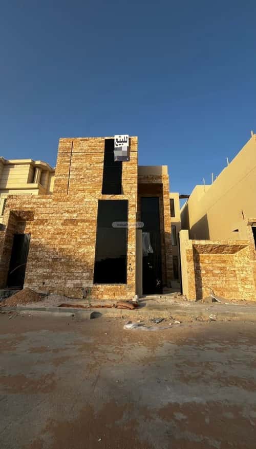 4 bedroom villa in Al Mahdiyyah 4