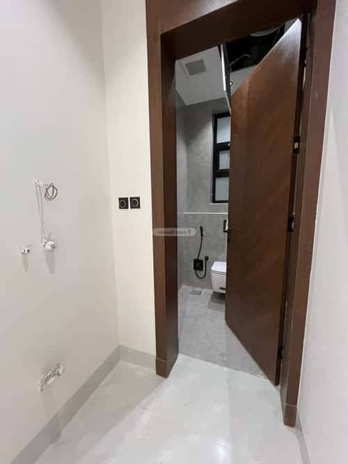 4 bedroom villa in Al Mahdiyyah 3