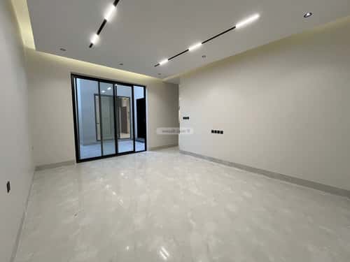 4 bedroom villa in Al Mahdiyyah 2
