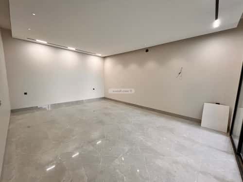 5 bedroom villa in Al Mahdiyyah 3