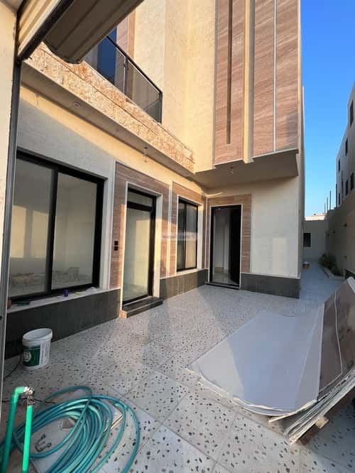 6 bedroom villa in Al Mahdiyyah 2