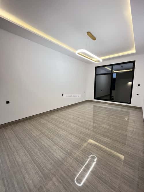 5 bedroom villa in Al Mahdiyyah 4