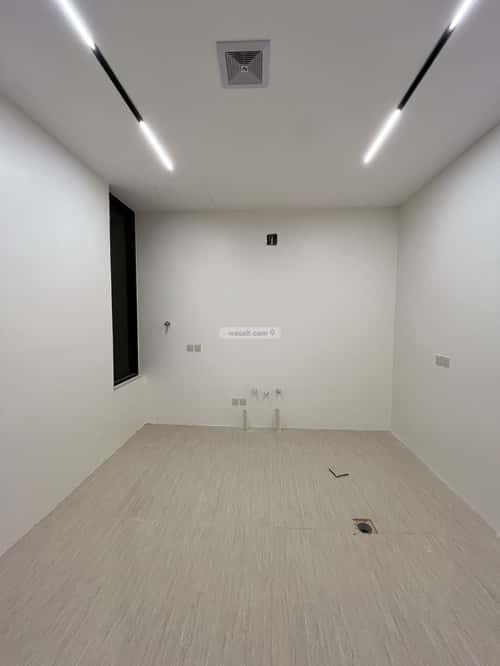 6 bedroom villa in Al Mahdiyyah 3