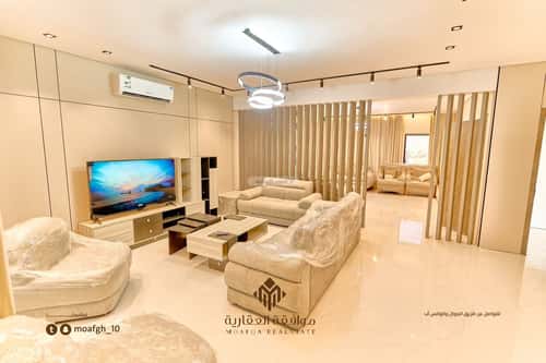 4 bedroom villa in Al Mahdiyyah 4