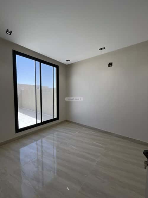 4 bedroom floor in Al Janadriyah 4