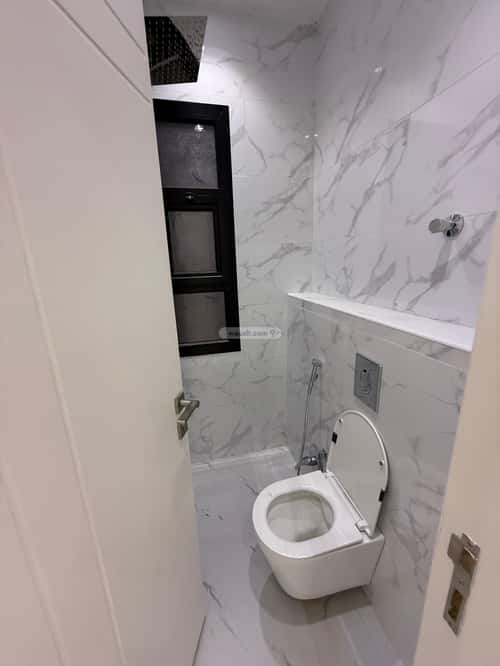 4 bedroom floor in Al Qadisiyah 1