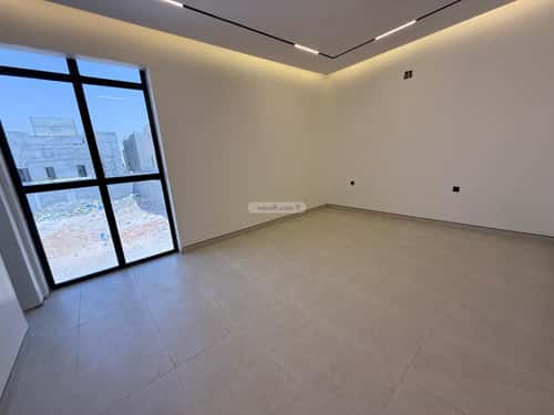 4 bedroom floor in Al Janadriyah 6