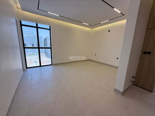 4 bedroom floor in Al Janadriyah 4