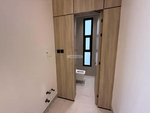 4 bedroom floor in Al Janadriyah 14