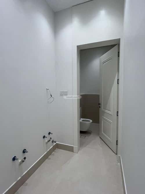 5 bedroom villa in Al Mahdiyyah 12