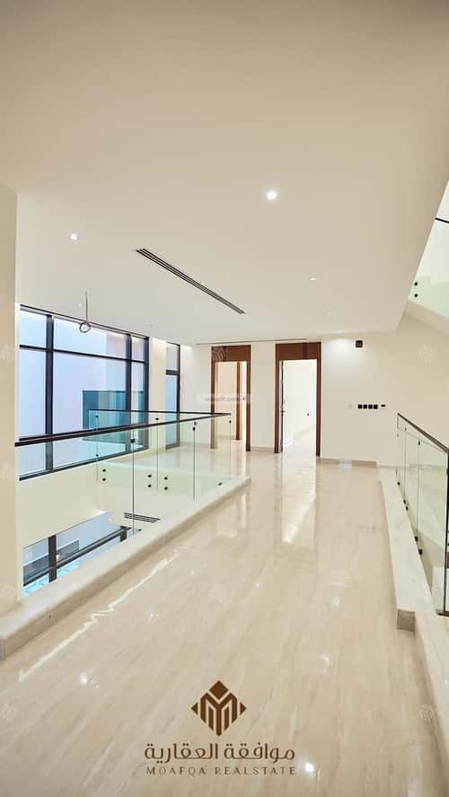 8 bedroom villa in Al Mahdiyyah 9