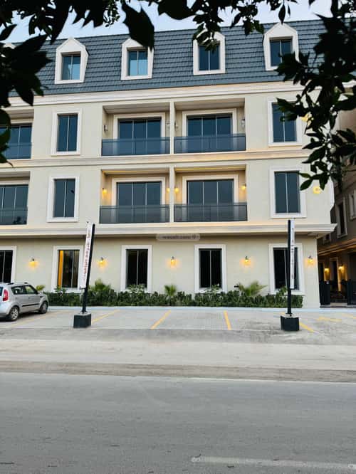 4 bedroom apartment in Al Yarmouk 2