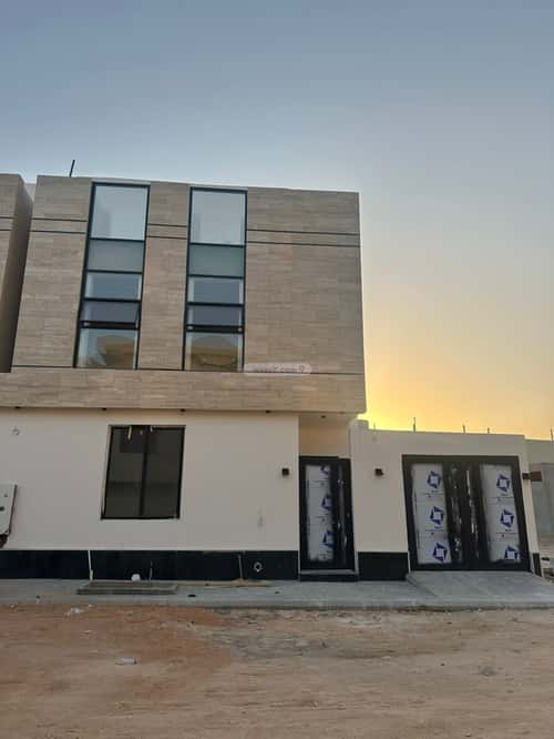 5 bedroom villa in Al Mahdiyyah 1
