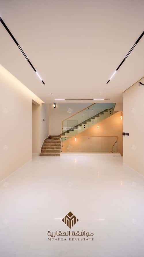 5 bedroom villa in Al Mahdiyyah 4