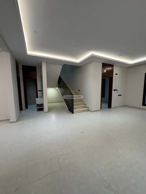 5 bedroom villa in Dirab 8