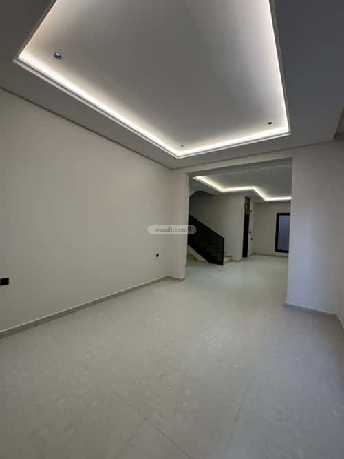 5 bedroom villa in Dirab 6