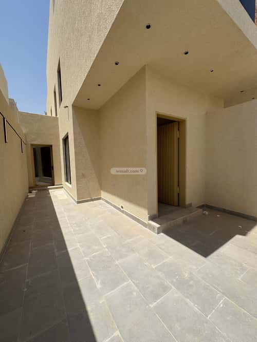 5 bedroom floor in Dirab 11