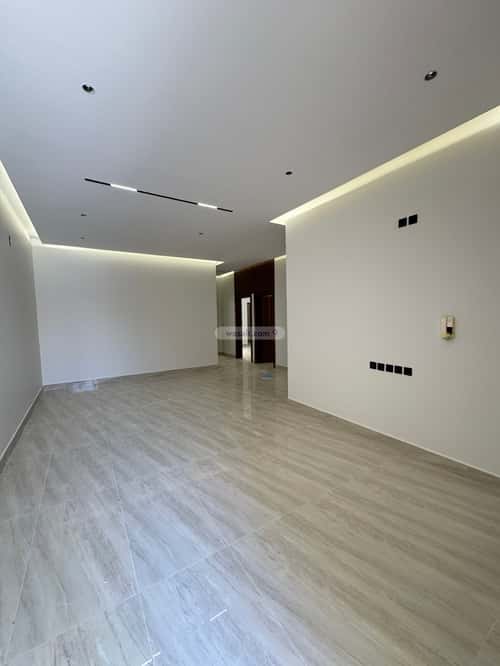 5 bedroom floor in Dirab 4