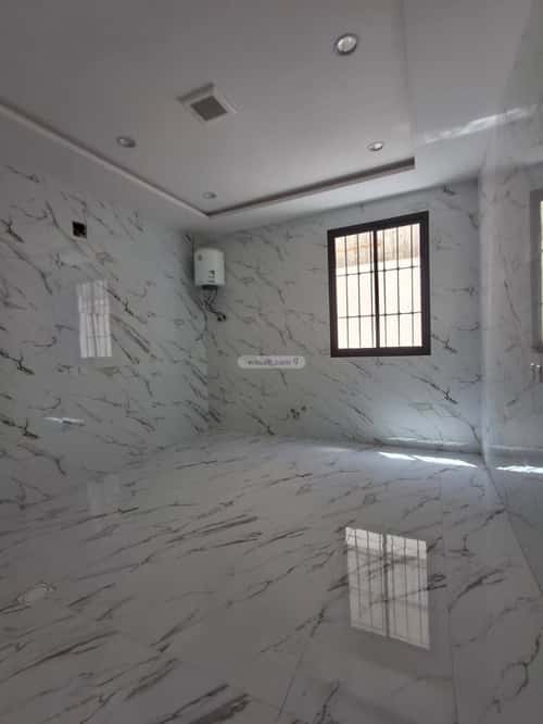 6 bedroom villa in Al Uraija Al Gharbi 1