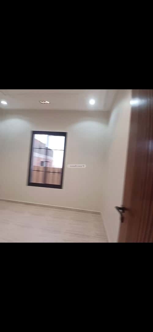 5 bedroom floor in Tuwaiq 1