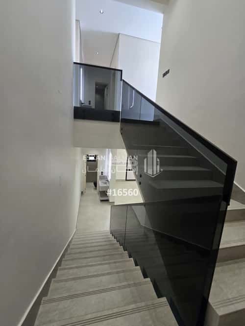 6 bedroom apartment in Al Rimal 4